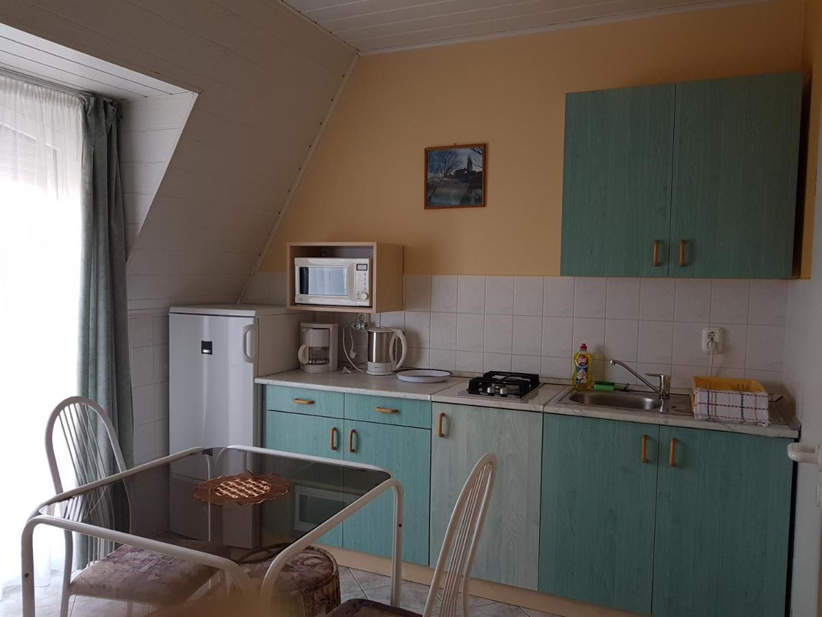 Richie Ii. Apartman Apartment Siofok Ngoại thất bức ảnh