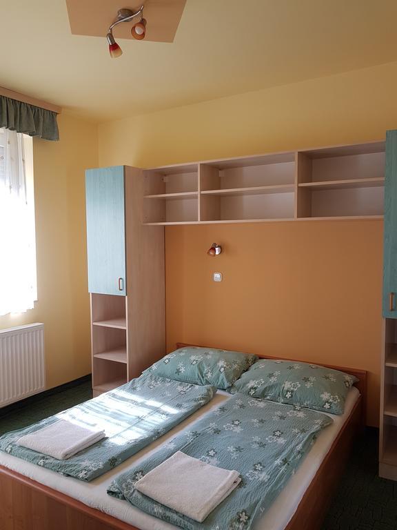 Richie Ii. Apartman Apartment Siofok Ngoại thất bức ảnh