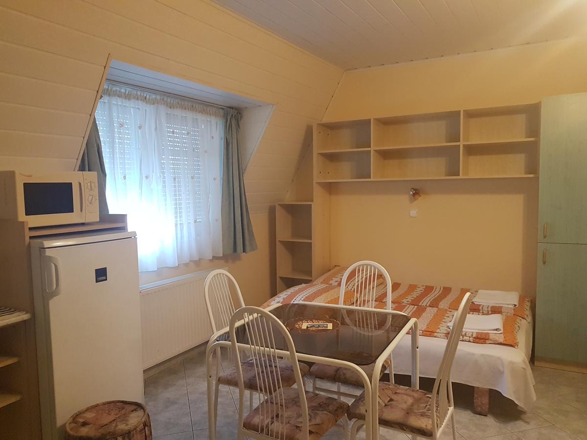 Richie Ii. Apartman Apartment Siofok Ngoại thất bức ảnh
